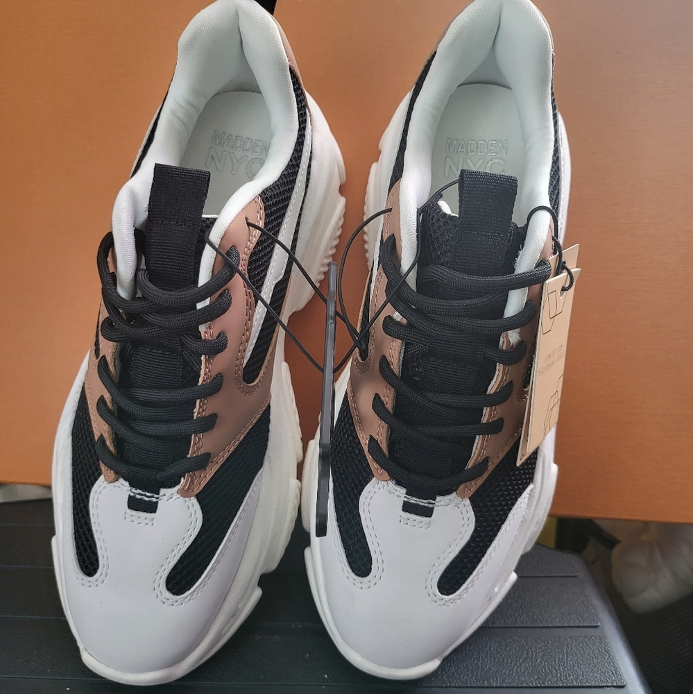 Madden NYC sneakers. Size 9.5